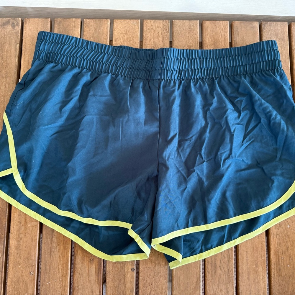 Athletic Works Shorts Bundle - Picture 13 of 13
